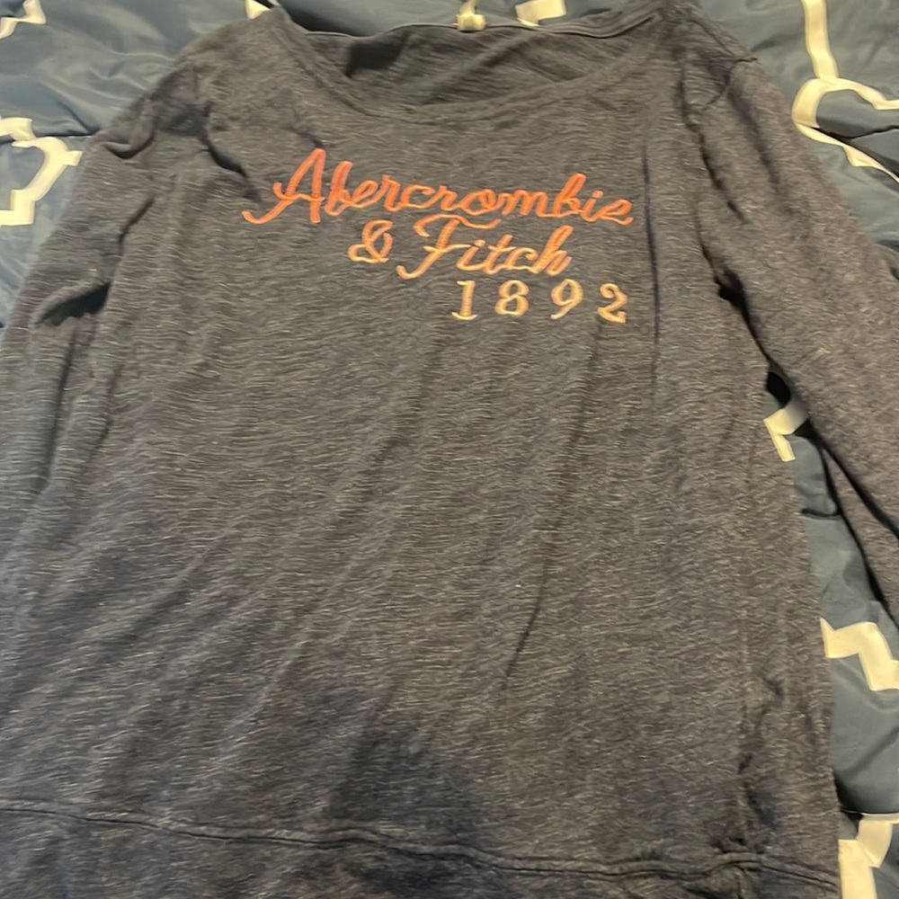 Abercrombie t-shirt